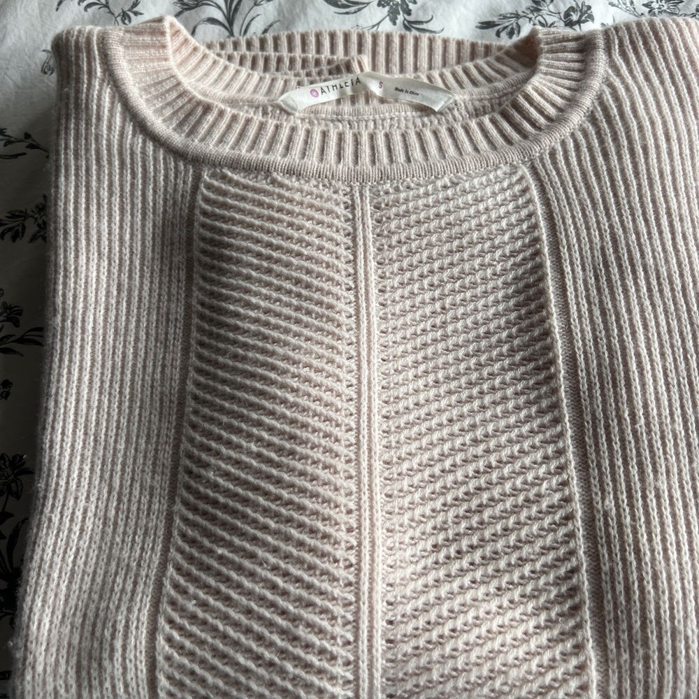 Athleta light Pink Cashmere & wool sweater. Size small.